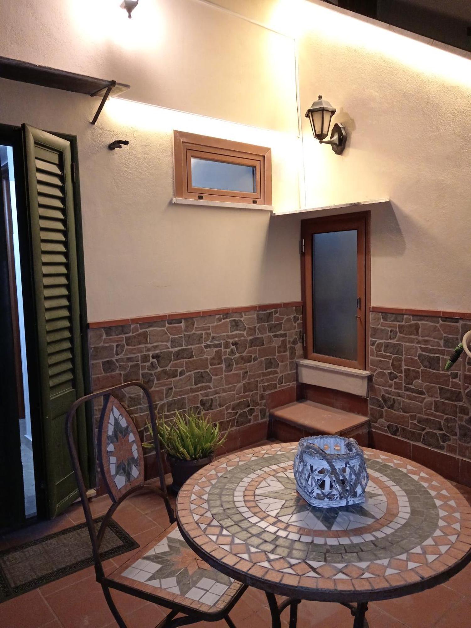 La Casetta Di Gio Gio Appartamento In Centro A Monreale Luaran gambar