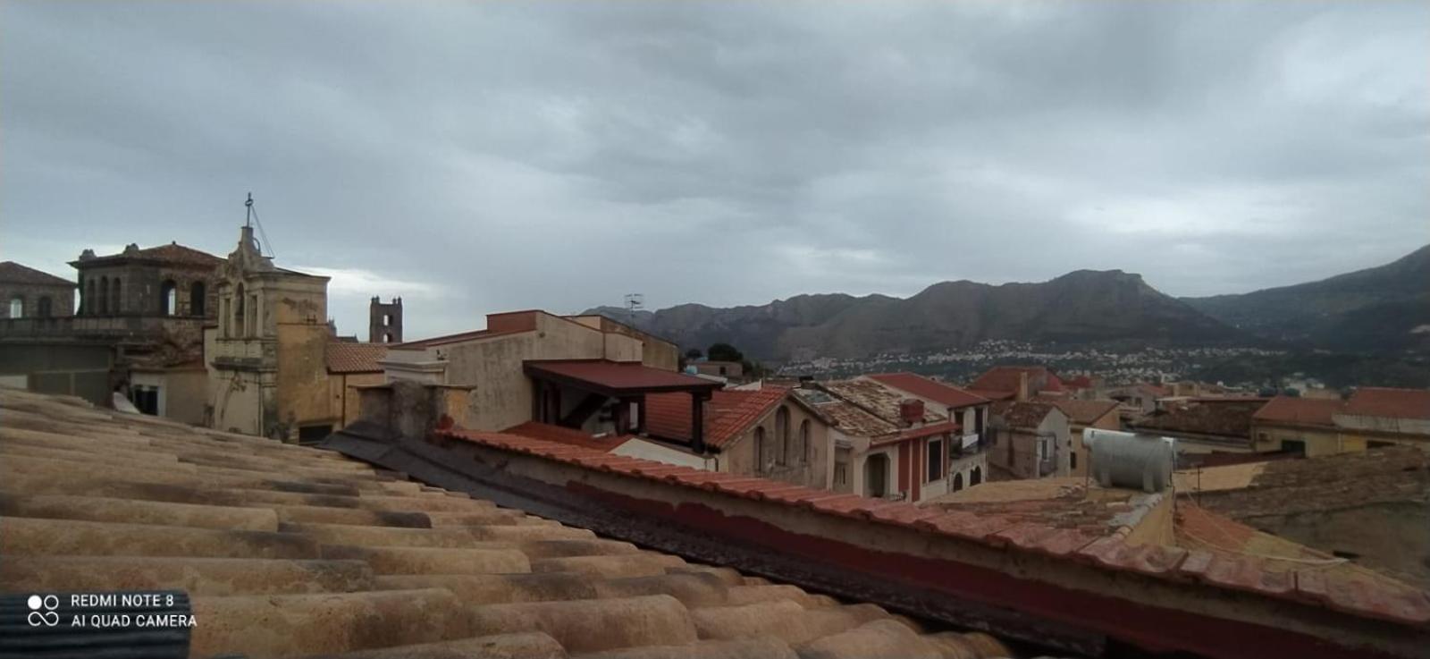 La Casetta Di Gio Gio Appartamento In Centro A Monreale Luaran gambar