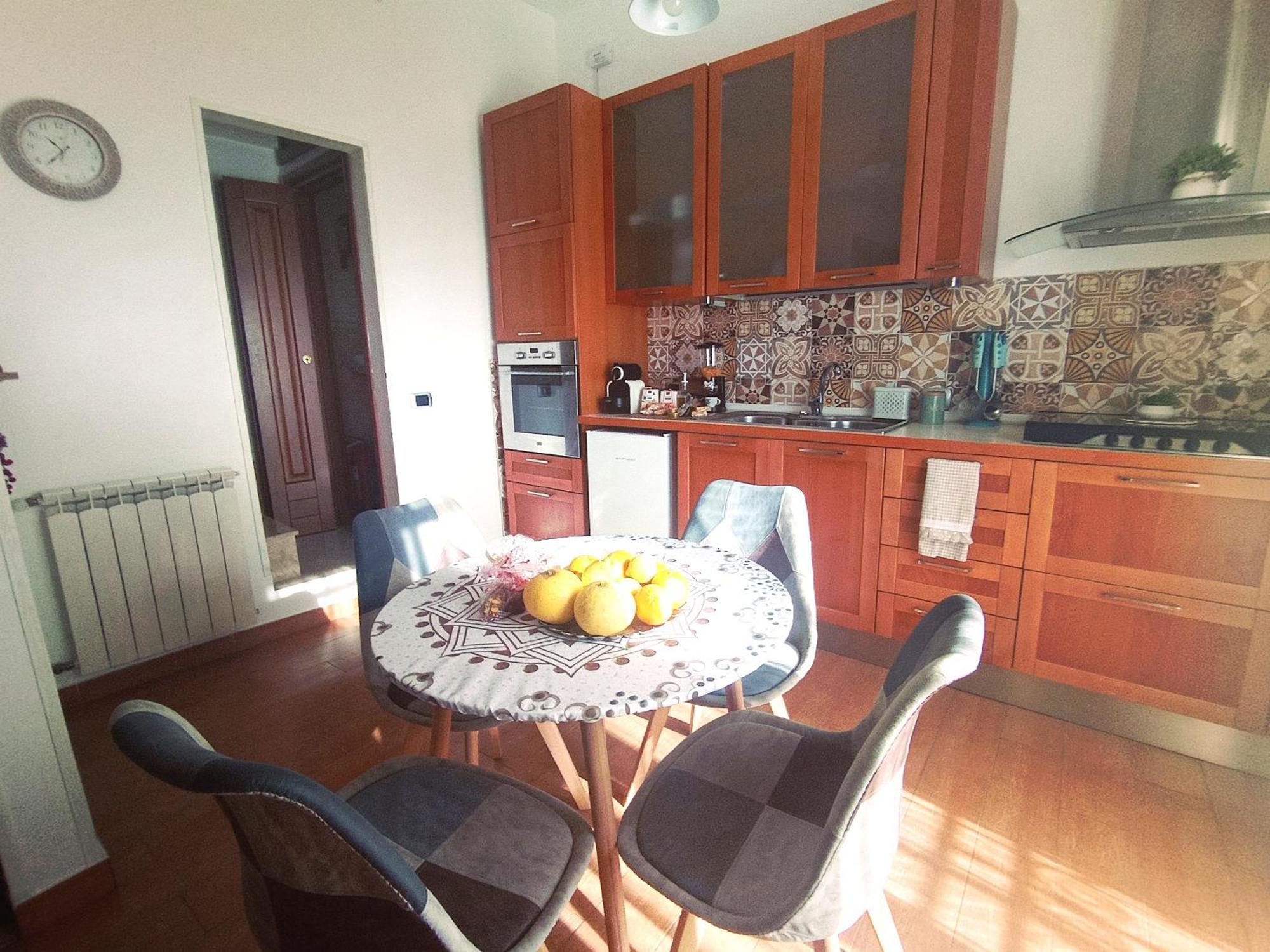 La Casetta Di Gio Gio Appartamento In Centro A Monreale Luaran gambar